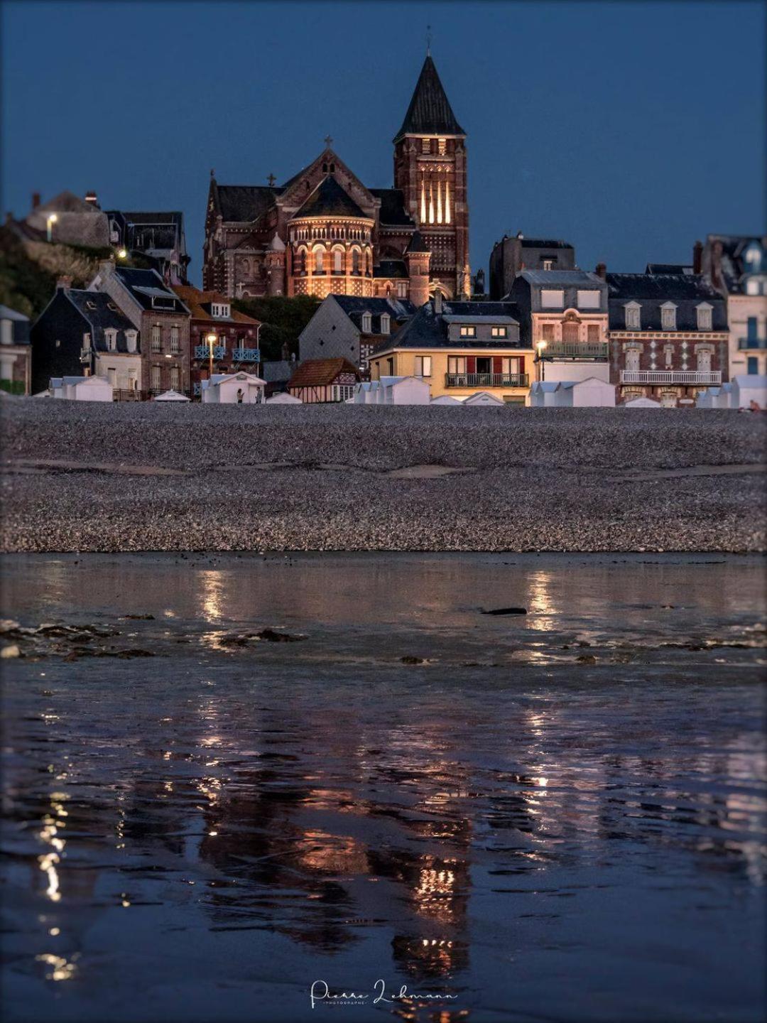 La Verriere: Luxe Apartments Near Château d'Eu and Somme Bay Eu (Seine-Maritime) Exterior photo